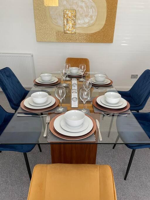 Fantastic Home In Brightons, Falkirk. Polmont Extérieur photo