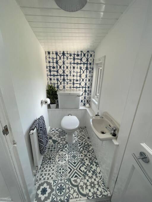 Fantastic Home In Brightons, Falkirk. Polmont Extérieur photo